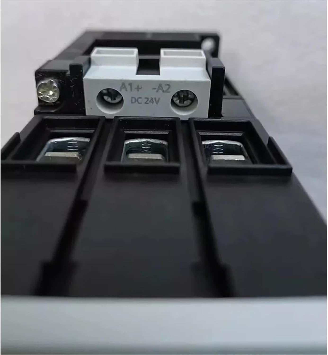 【新品未使用】ネイタルデザイン　スツール　カモ 新品未使用品】 EIスツール ネイタルデザイン カモ 新品未使用